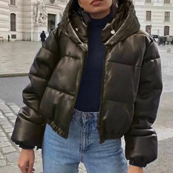 NWT Zara Black Puffer CROPPED jacket! - Picture 1 of 9